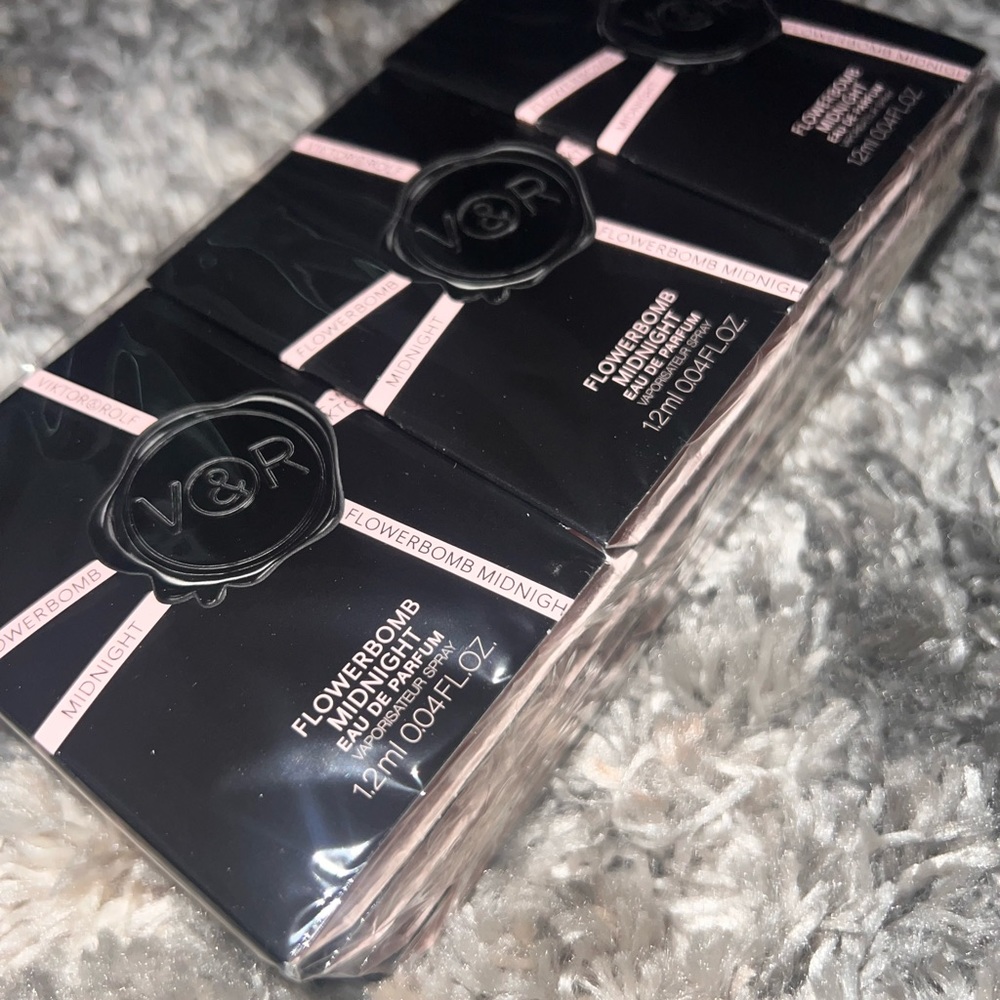 12 PACK of sample size Viktor & Rolf flower bomb midnight perfume ! NEW